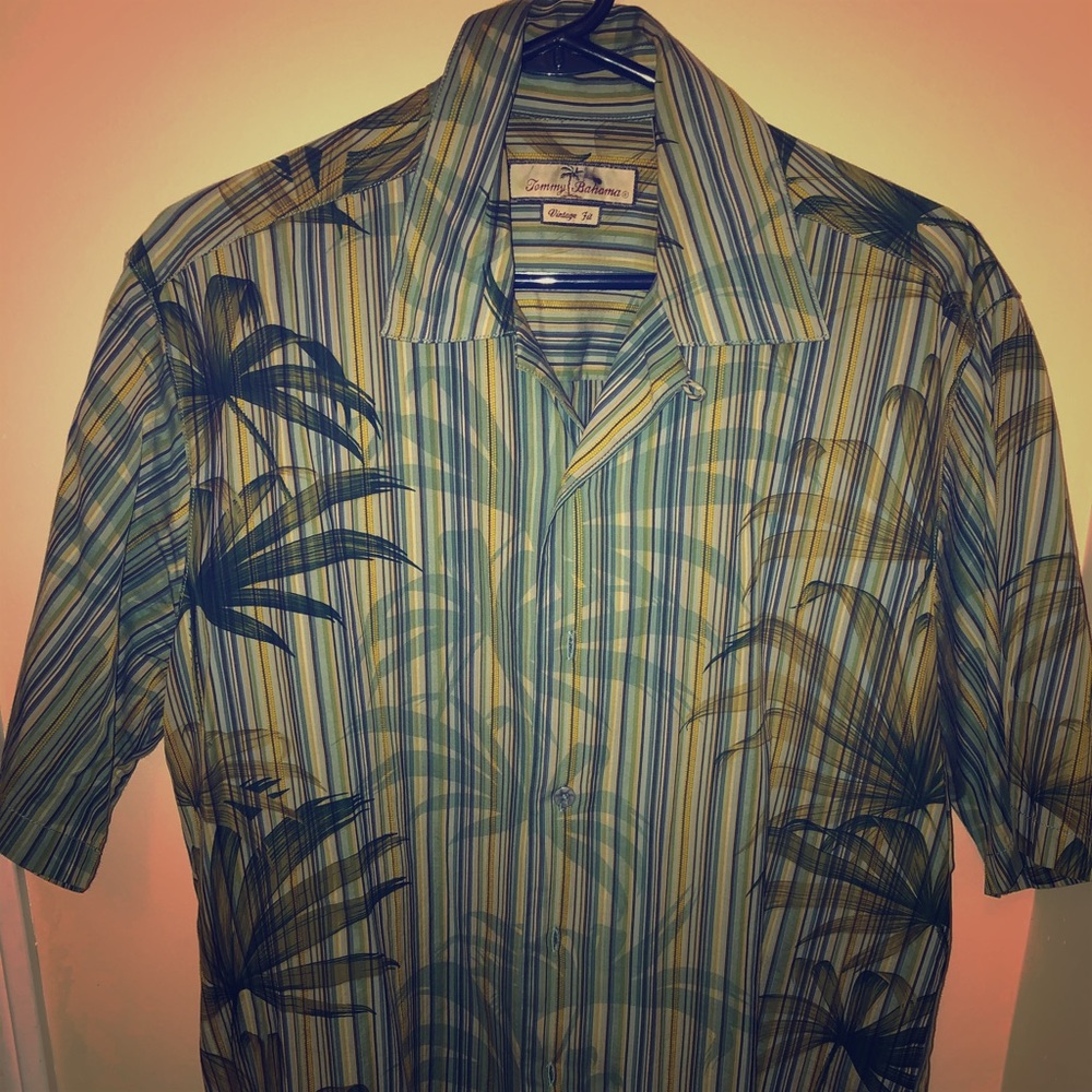 Tommy Bahama Camp Shirt Button Down